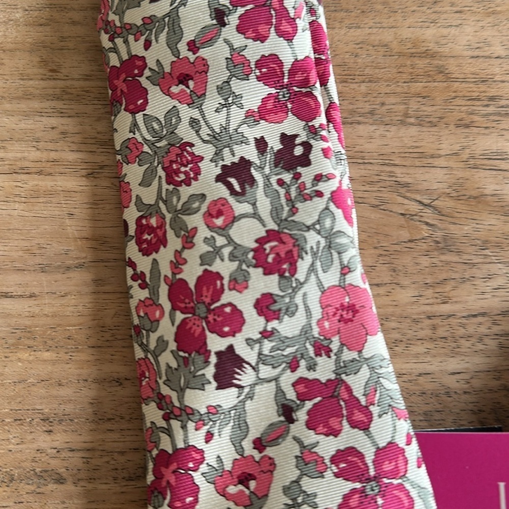 Limited Edition Liberty of London for Target Silk Tie – NWT - Picture 3 of 7